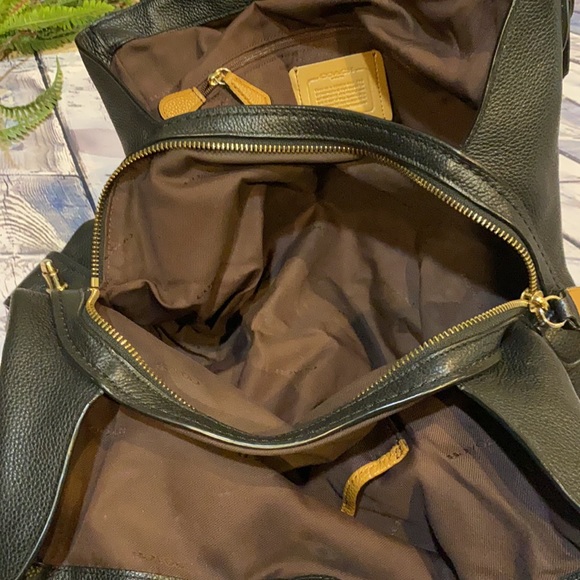 Coach Pebbled Leather and Jacquard Fabric Shoulder bag Legacy collection - Picture 15 of 16